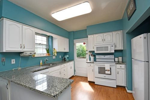 1335 Covedale Ave, Cincinnati OH  45238-3845 exterior