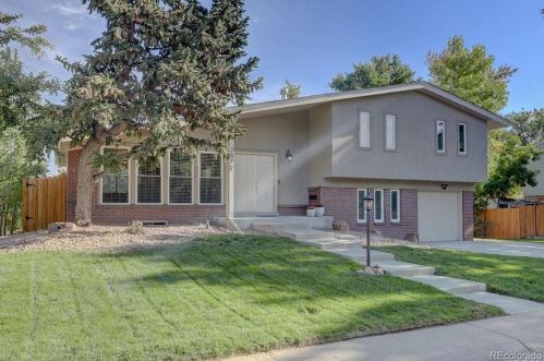 2872 Wabash Cir, Denver, CO 80231-4225