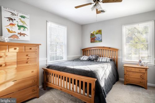 23 Berkeley Ct, Charles Town WV  25414-4221 exterior