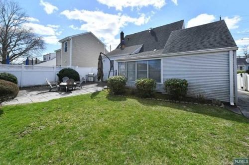 235 Graphic Blvd, N Milford, NJ 07646-3037