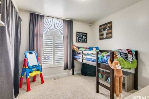 9178 Teton Est Dr, Taylorsville UT 84088-2311 exterior