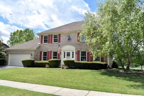 1903 Montclair Dr, Naperville, IL 60565-9259