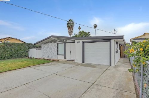 27831 Miami Ave, Hayward, CA 94545-4721