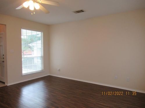 10921 Caldwell Ln, Fort Worth TX  76179-5311 exterior