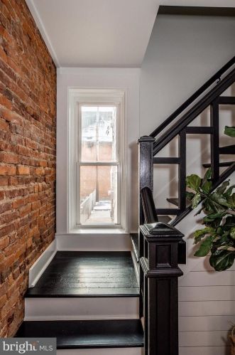 24 Ross St, Lancaster PA  17602-1940 exterior