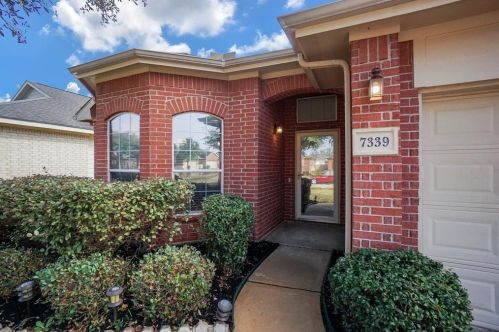 7339 Compass Rose Dr, Richmond TX  77407-5046 exterior