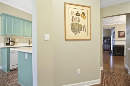 55 Hammock Pl, Atlanta GA  30312-2879 exterior