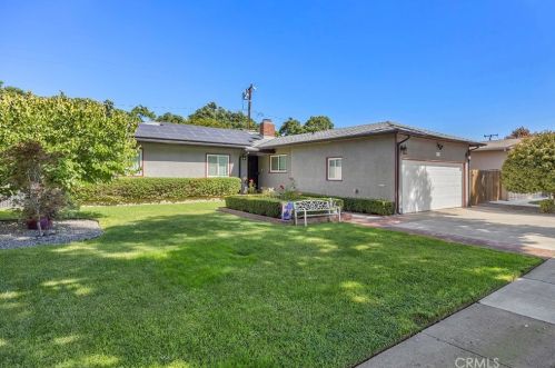 1033 Fairbrook Ln, Santa Ana, CA 92706-1105