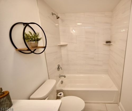23 Moran Ave, Princeton NJ  08542-3855 exterior