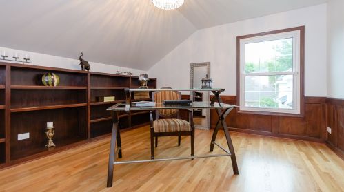 480 81 St, Willowbrook IL  60527-5985 exterior