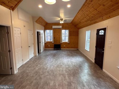 200 Ponds Ct, Berkeley Springs WV  25411-6514 exterior