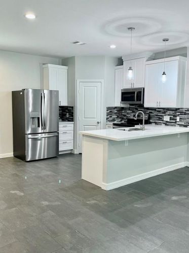 10725 Royal York Dr, Conroe TX  77302-2654 exterior