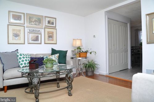 835 Rolridge Ave, Lancaster PA  17603-5736 exterior