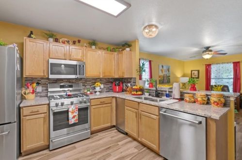 11801 Lima Dr, Webberville, TX 78653-4650