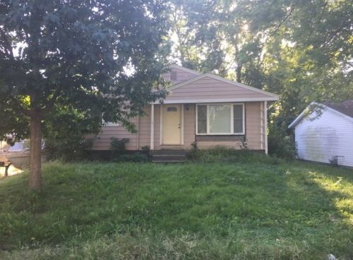 1508 Willis Ave, Champaign, IL 61821-1706