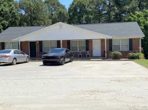 293 Caudell Dr, Lavonia, GA 30553-3397