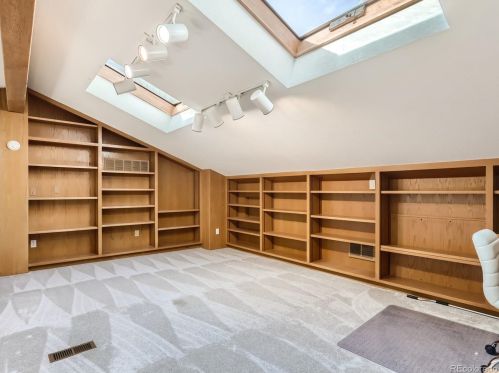 24 Beacon Hill Ln, Englewood CO  80111-5244 exterior