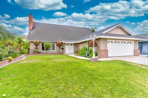 4911 Lemon Ave, Cypress, CA 90630-2835