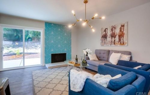 1461 Darwin Dr, Oceanside CA  92056-3042 exterior