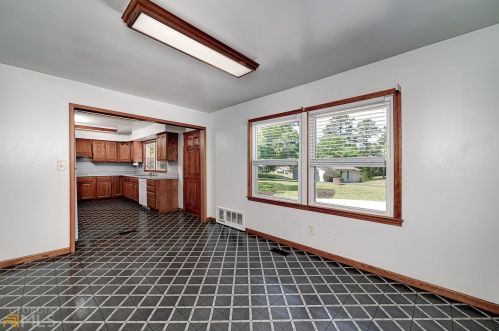 15 Highland Blvd, Stockbridge GA  30281-4654 exterior