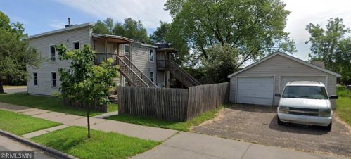 425 39th Ave, Minneapolis, MN 55412-2107