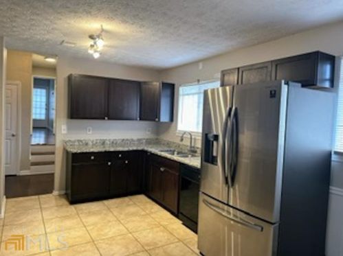 4515 Green Cup Ln, Atlanta GA  30331-7256 exterior