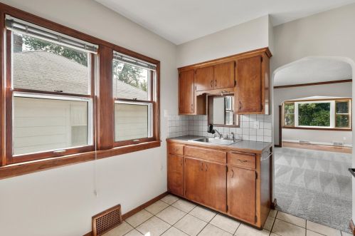 267 Haskell St, Saint Paul MN  55118-1522 exterior