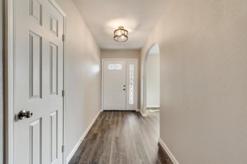 6741 Starnes Rd, Fort Worth, TX 76182-7610