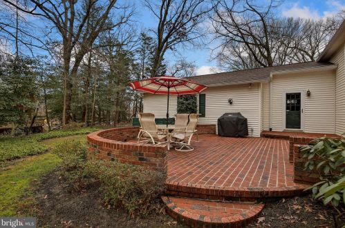 176 Berrywood Dr, Severna Park MD 21146-2033 exterior