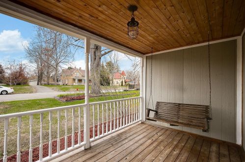 805 3rd St, Princeton MN  55371-1513 exterior