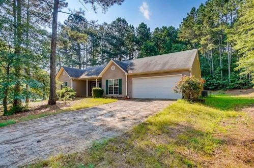 1607 Amalie Dr, Statham, GA 30666-2318