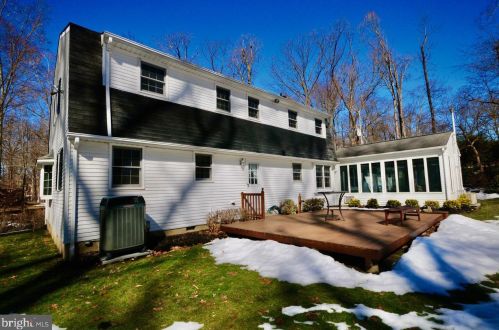 1198 Jacksonville Rd, Columbus, NJ 08022-1922