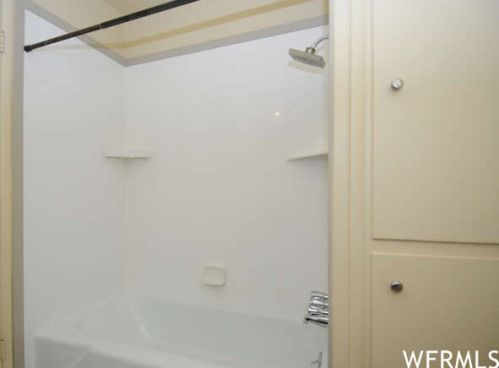 1137 Sego Lily Dr, Sandy UT 84094-4648 exterior