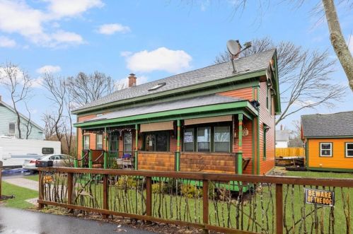 32 Railroad Row, Warwick, RI 02886-0768