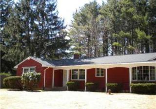 135 Peters Ln, Rockfall, CT 06481-2041