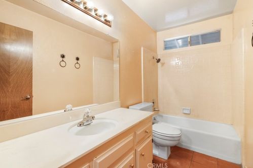 1921 Arroyo Dr, Riverside CA  92506-1610 exterior