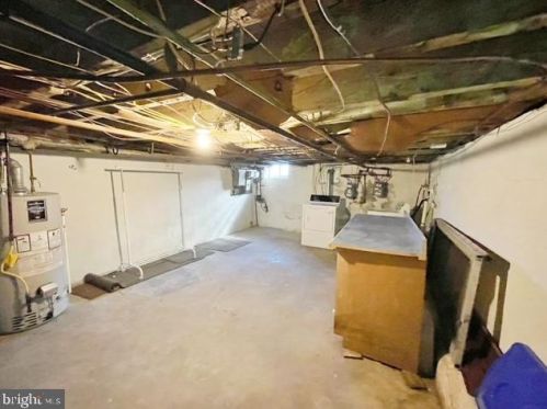 1322 Jackson St, Philadelphia PA  19148-2931 exterior