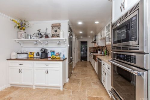 9439 Friendly Woods Ln, Whittier CA 90605-1657 exterior