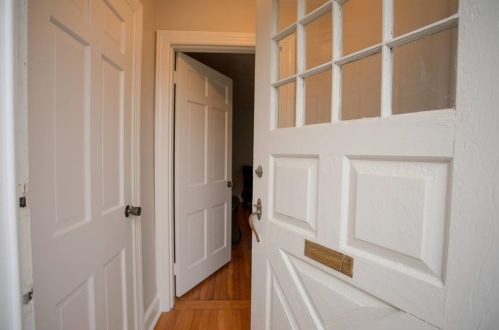 62 Spofford Ave, Warwick, RI 02888-1815