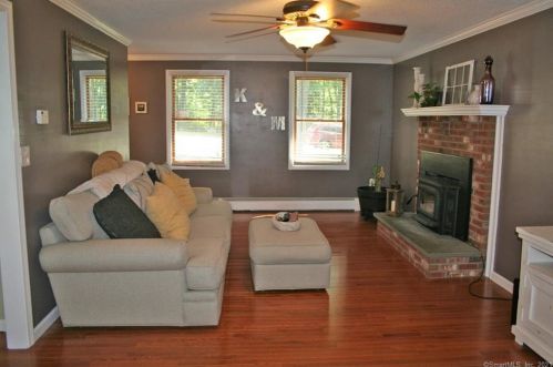 55 Stoneridge Rd, Colchester, CT 06415-2348