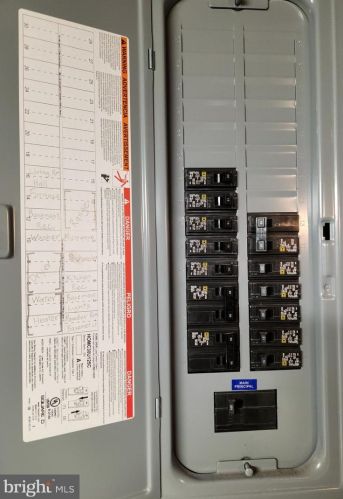 750 Summit Dr, Lancaster PA  17601-1152 exterior