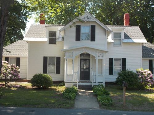 38 Elm St, Unity, NH 03773-1802