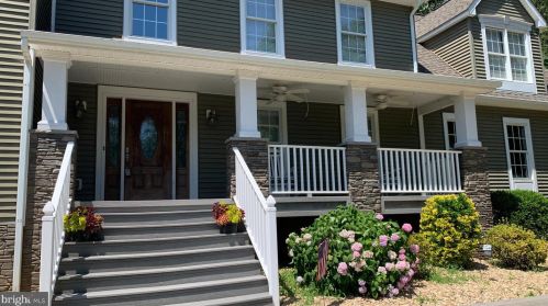 89 Fairview Cir, Woodstock, VA 22664-3067