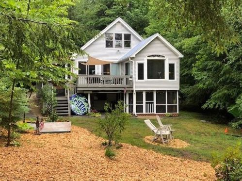 427 Barnes Rd, Hillsboro, NH 03244-6705