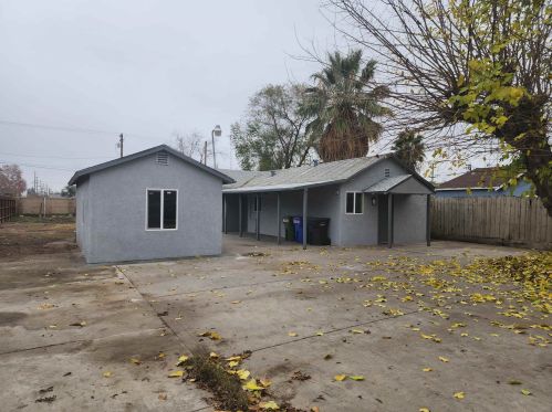 504 Marshall Ave, Modesto, CA 95351-2530