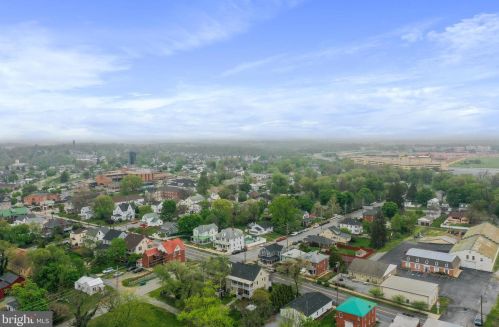 328 Mildred St, Charles Town WV  25414-1834 exterior