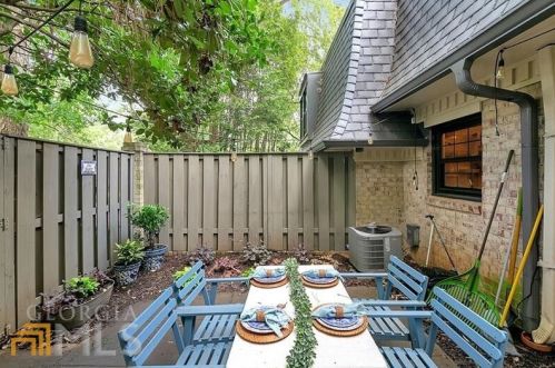 56 Cantey Pl, Atlanta GA  30327-4082 exterior