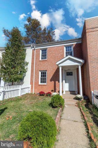 2943 Wetherburn Ct, Woodbridge, VA 22191-4631