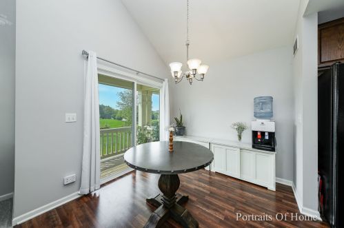 941 Emerald Dr, Pingree Grove IL  60140-9112 exterior
