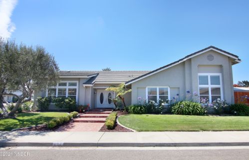 414 Silverado Ave, Santa Maria, CA 93455-6817